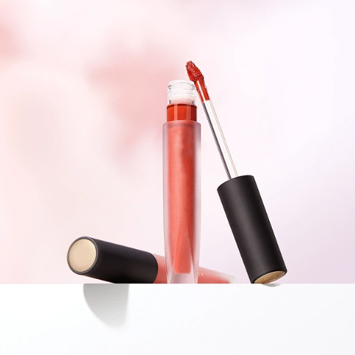 Tubo de brillo labial